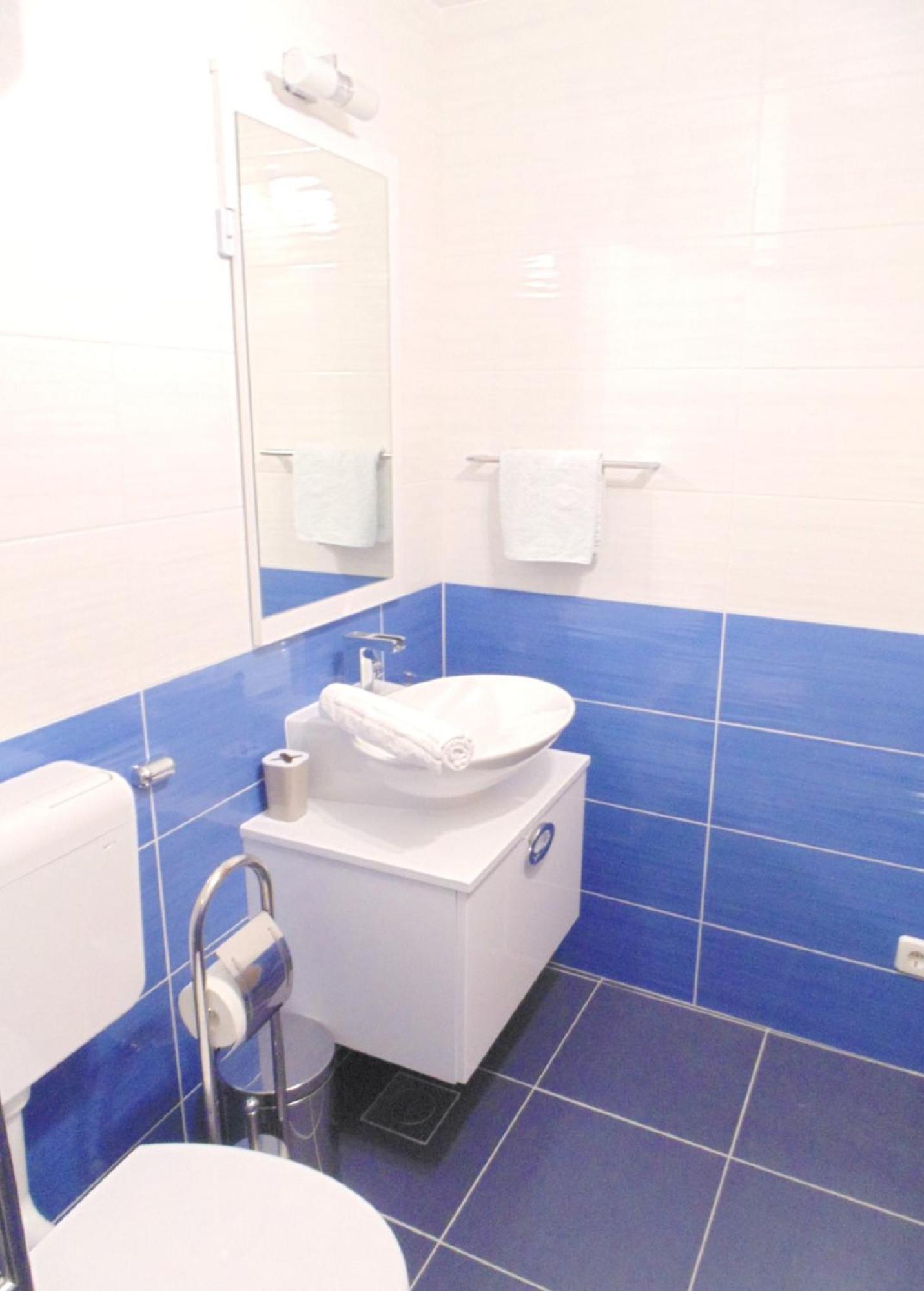 Peruzovic Rooms 1 Сплит Екстериор снимка